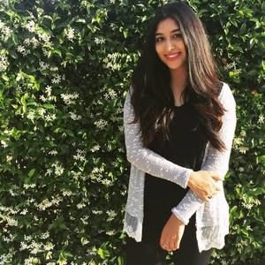 Meet your Posher, Martinez